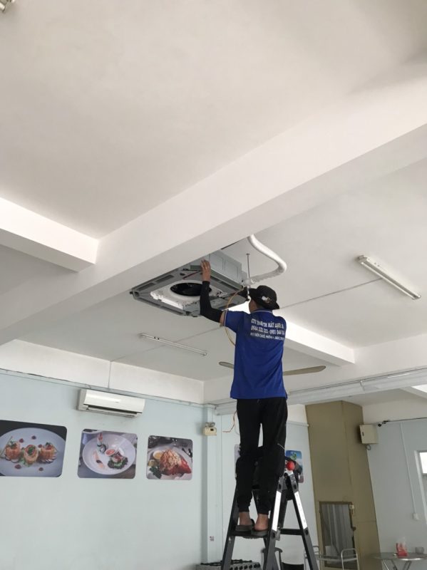 ĐẠI LÝ MÁY LẠNH GIÁ SỈ TẠI TPHCM