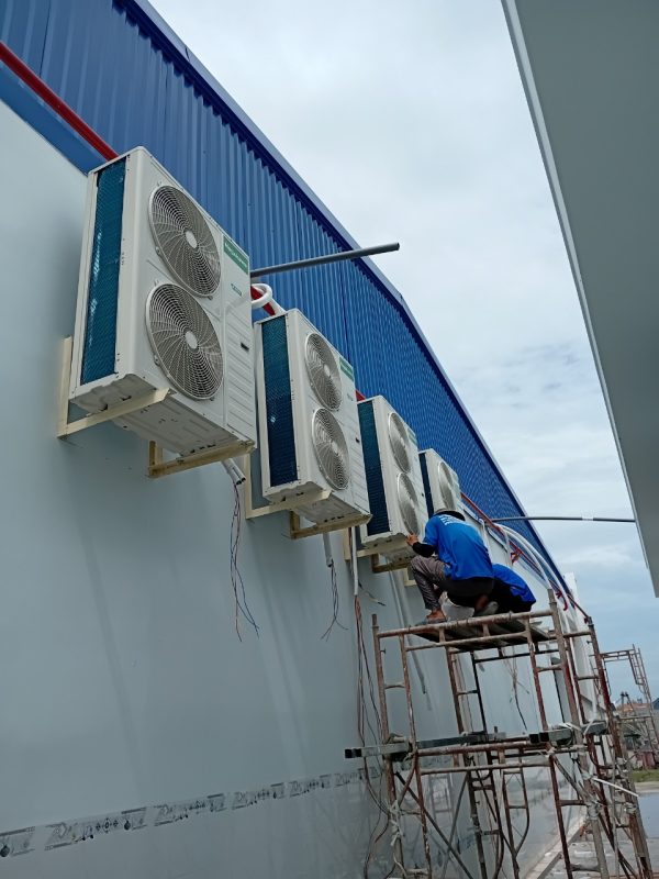 ĐẠI LÝ MÁY LẠNH GIÁ SỈ TẠI TPHCM