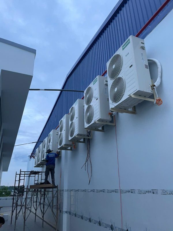 ĐẠI LÝ MÁY LẠNH GIÁ SỈ TẠI TPHCM