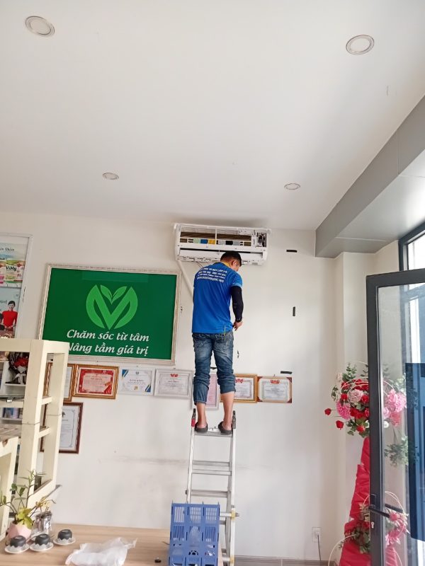 ĐẠI LÝ MÁY LẠNH GIÁ SỈ TẠI TPHCM
